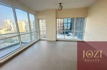 Apartment - 2 Bedrooms - 3 Bathrooms for rent in Park Terrace - Dubai Silicon Oasis - Dubai