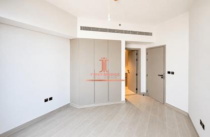 Apartment - 1 - 2 for sale in Regalia By Deyaar - Business Bay - Dubai