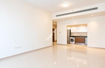 Apartment - 2 - 2 for rent in Marina Arcade Tower - Dubai Marina - Dubai
