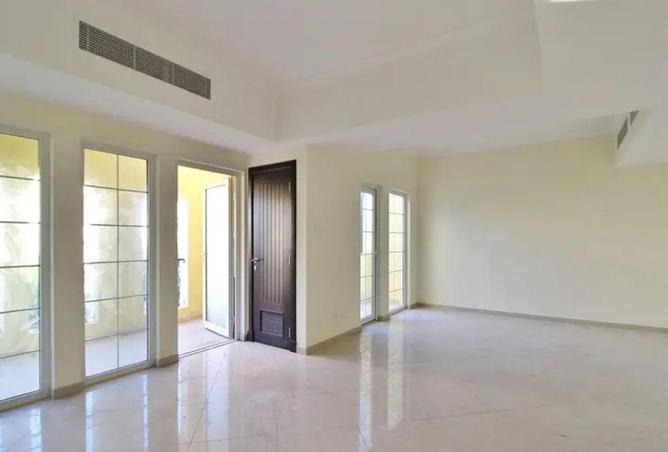 73509323 - Property Image 3