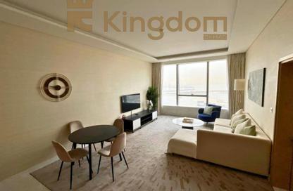 Apartment - 1 Bedroom - 2 Bathrooms for sale in The Palm Tower - Palm Jumeirah - Dubai
