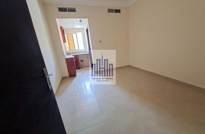 Apartment - Studio - 1 Bathroom for rent in Muwailih Building - Muwaileh - Sharjah