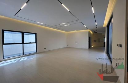 Villa - 7 - 7+ for rent in Al Aweer 1 - Al Aweer - Dubai