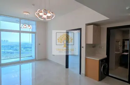 شقة - غرفة نوم - 2 حمامات للايجار في سكايز من دانوب - ارجان - دبي