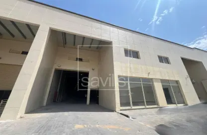 مستودع - استوديو للايجار في أم درع - أم القيوين