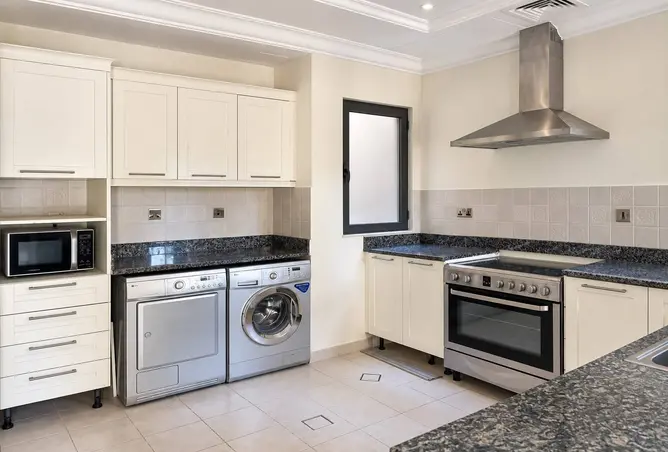 159180830 - Property Image 3