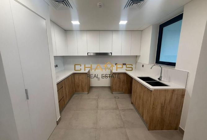 76180087 - Property Image 3