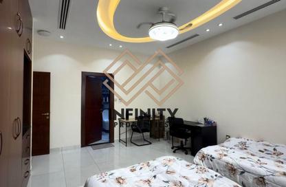 Villa - 5 - 7+ for sale in Al Yasmeen 1 - Al Yasmeen - Ajman Villa - 5 - 7+ for sale in Al Yasmeen 1 - Al Yasmeen - Ajman