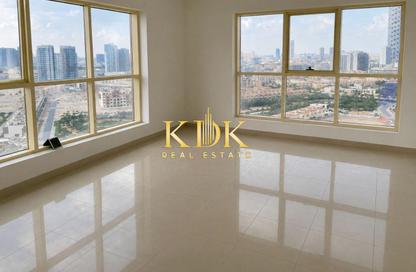 Apartment - 2 - 2 for rent in Dana Tower - District 12 - Jumeirah Village Circle - Dubai Apartment - 2 - 2 for rent in Dana Tower - District 12 - Jumeirah Village Circle - Dubai