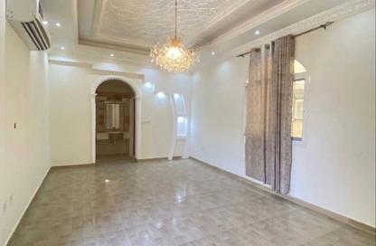 Villa - 5 - 7 for rent in Al Mowaihat 3 - Al Mowaihat - Ajman