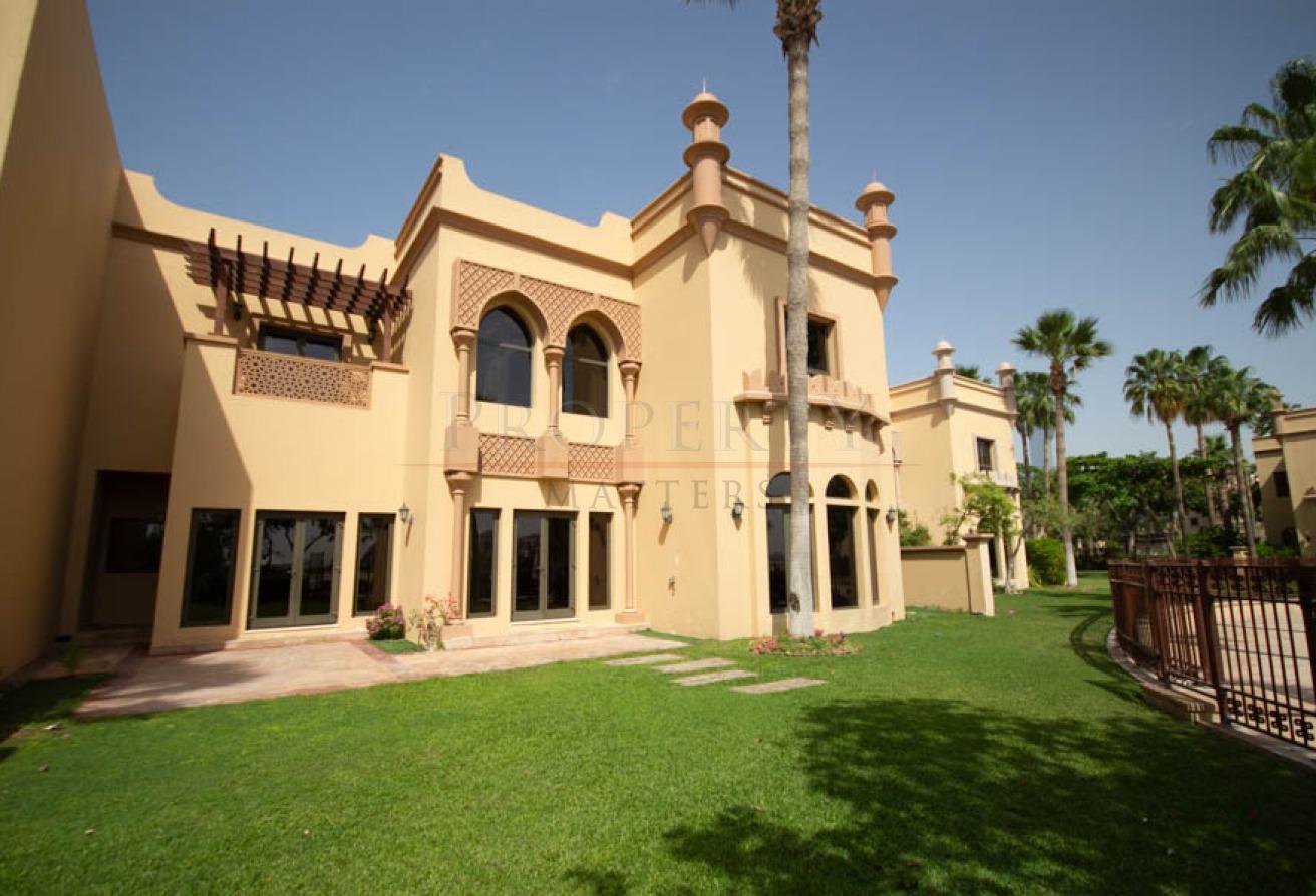SPACIOUS 4BR VILLA | PRIVATE BEACH | SEA VIEW photo 2
