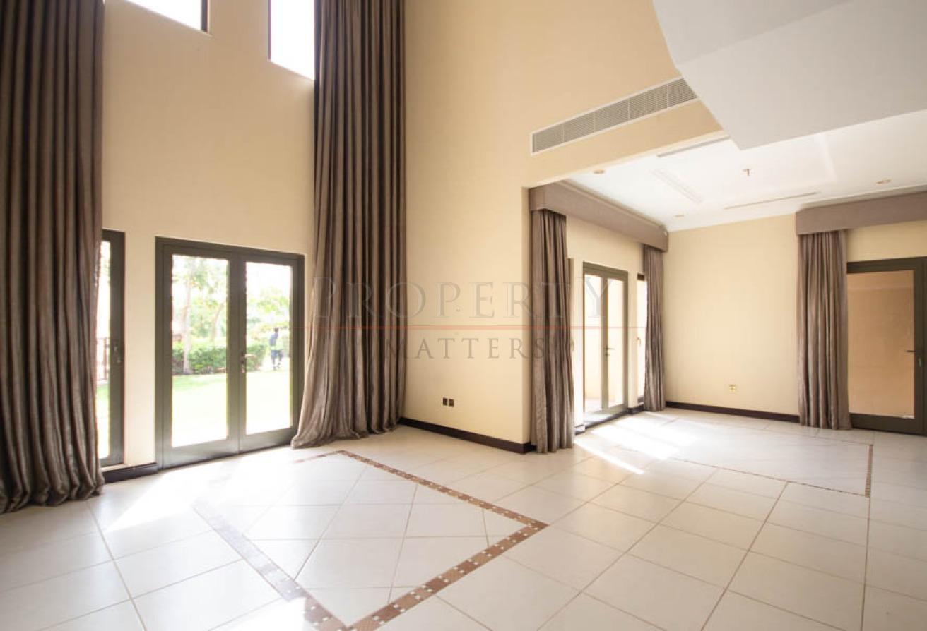 SPACIOUS 4BR VILLA | PRIVATE BEACH | SEA VIEW photo 11