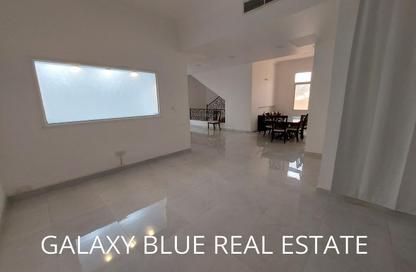 Villa - 4 - 5 for rent in Mohamed Bin Zayed Centre - Mohamed Bin Zayed City - Abu Dhabi