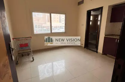 Apartment - Studio - 1 Bathroom for rent in Al Mujarrah - Al Sharq - Sharjah