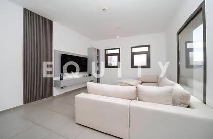 Apartment - 3 Bedrooms - 3 Bathrooms for sale in Zahra Apartments 2B - Zahra Apartments 2 - Zahra Apartments - Town Square - Dubai