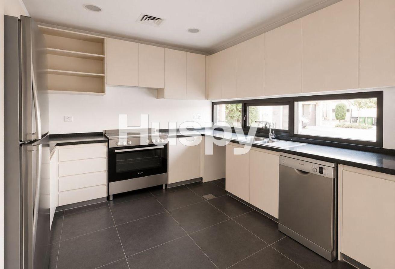 THM1 Type | Largest Layout | Closed Kitchen photo 3