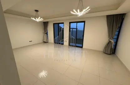 فيلا - 5 غرف نوم - 6 حمامات للبيع في فلل اوروم - آستر - داماك هيلز 2 - دبي