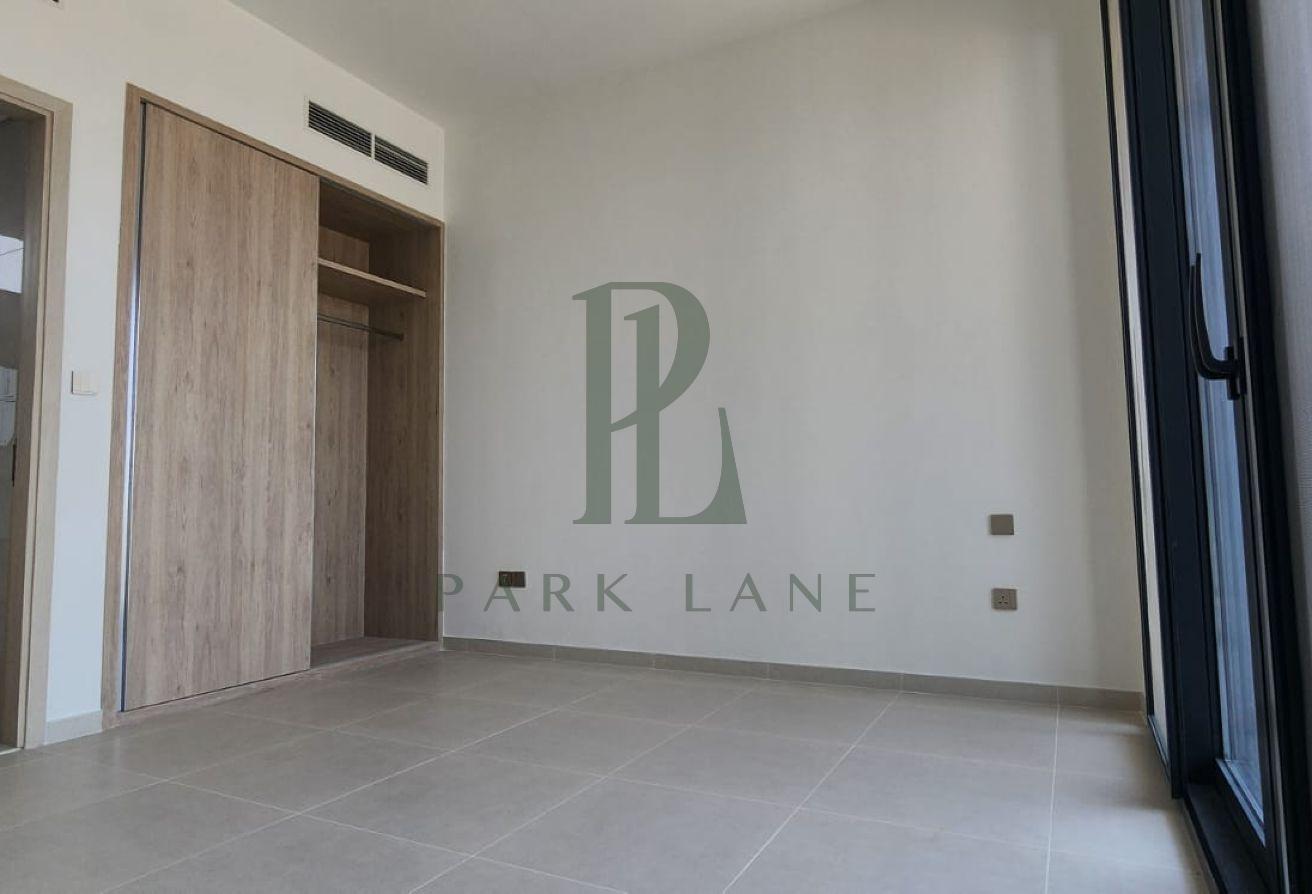 Corner Unit | G+1+Penthouse | Facing Park photo 6