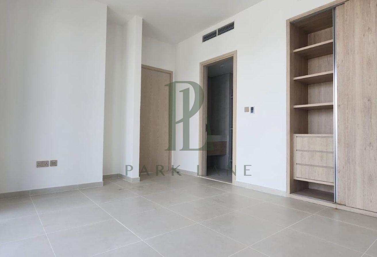 Corner Unit | G+1+Penthouse | Facing Park photo 11