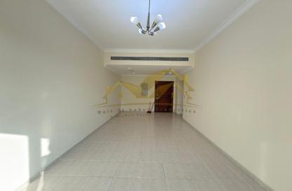 Apartment - 2 Bedrooms - 3 Bathrooms for rent in Al Raffa - Bur Dubai - Dubai