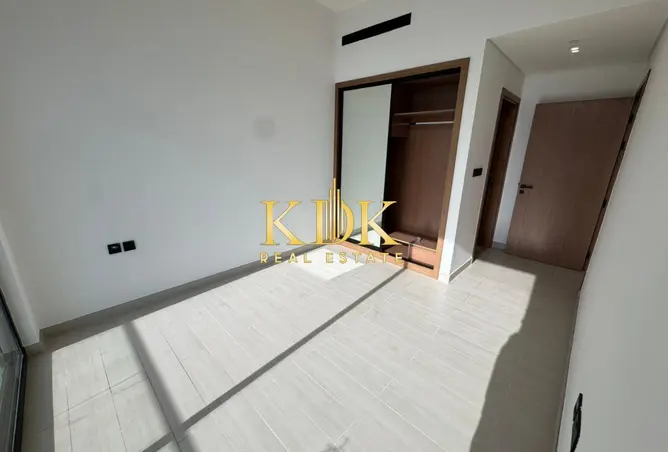 99129485 - Property Image 2