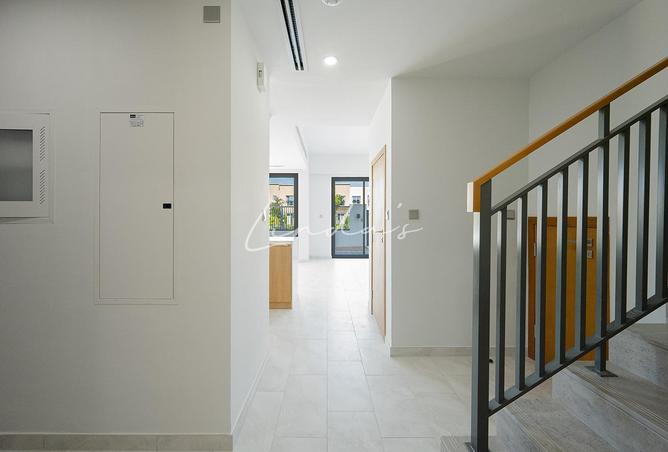 67819199 - صورة العقار 2