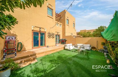 تاون هاوس - 3 غرف نوم - 3 حمامات للبيع في فيلات طراز دبي - القرية الشمالية - الفرجان - دبي