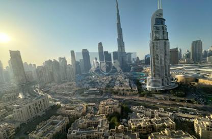 Apartment - 2 Bedrooms - 2 Bathrooms for rent in Burj Royale - Downtown Dubai - Dubai