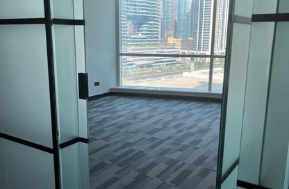 Office Space - Studio - 2 for rent in Blue Bay Tower - Business Bay - Dubai