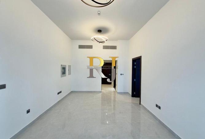 87035617 - صورة العقار 2