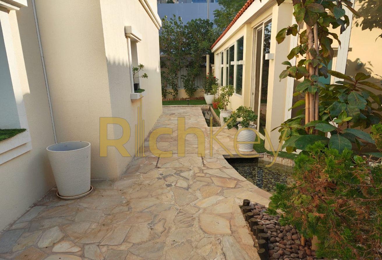 Private Pool | 3BR + Maid’s | Vacant in September photo 21