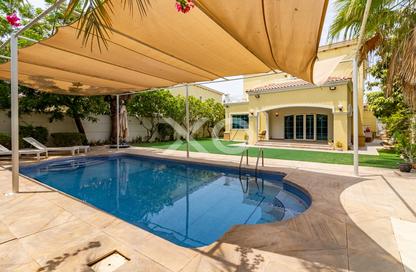 Villa - 4 Bedrooms - 5 Bathrooms for rent in District 4 - Jumeirah Park - Dubai