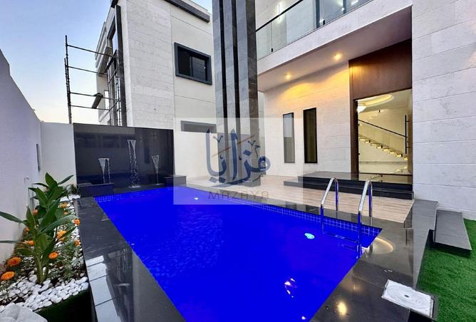 64042001 - Property Image 3