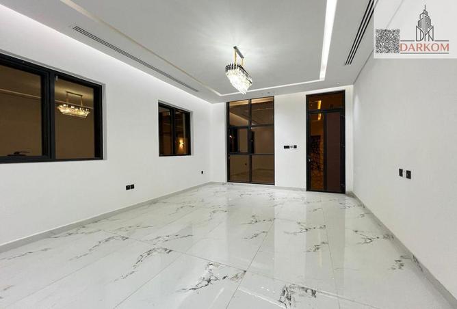 114616359 - Property Image 3