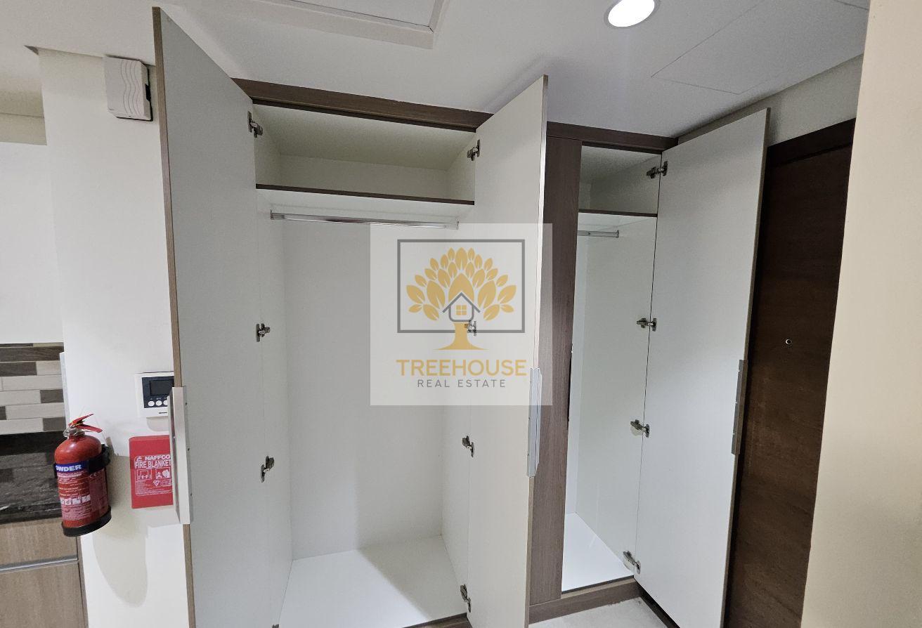 MODERN FURNISHED STUDIO|GREAT AMENITIES| EXCLUSIVE photo 6