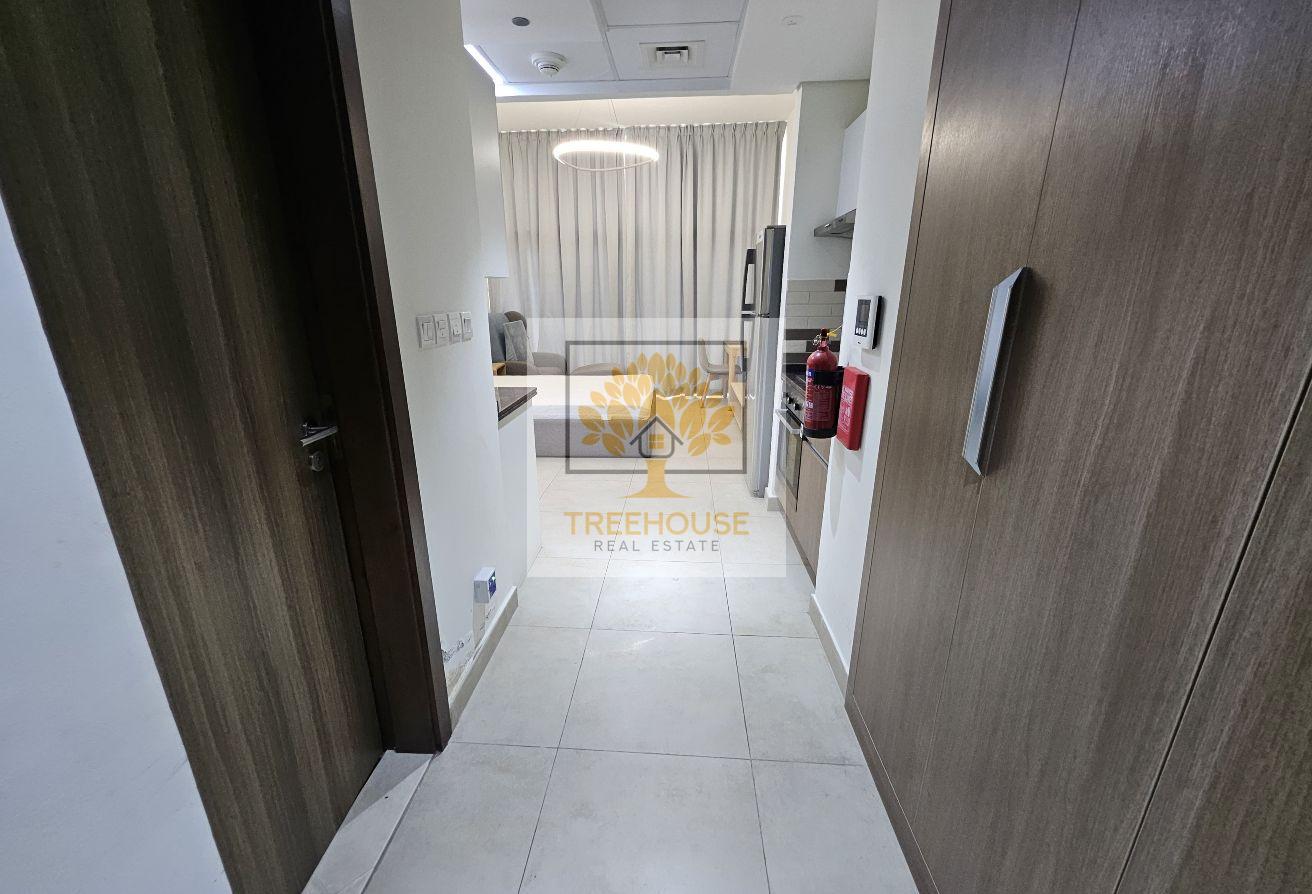 MODERN FURNISHED STUDIO|GREAT AMENITIES| EXCLUSIVE photo 5