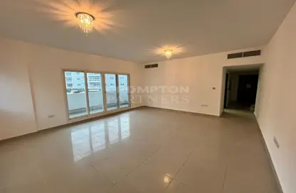 شقة - 3 غرف نوم - 3 حمامات للايجار في برج 33 - الريف داون تاون - الريف - أبوظبي