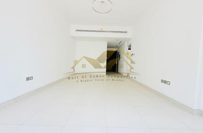 Apartment - 2 Bedrooms - 3 Bathrooms for rent in Jumeirah Garden City - Al Satwa - Dubai