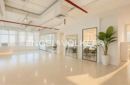 Office Space - Studio - 1 Bathroom for rent in Mazaya Business Avenue AA1 - Mazaya Business Avenue - Jumeirah Lake Towers - Dubai