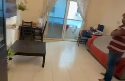 شقة - غرفة نوم - 2 حمامات للبيع في برج النخلة 2 - أبراج النخلة - المجاز - الشارقة