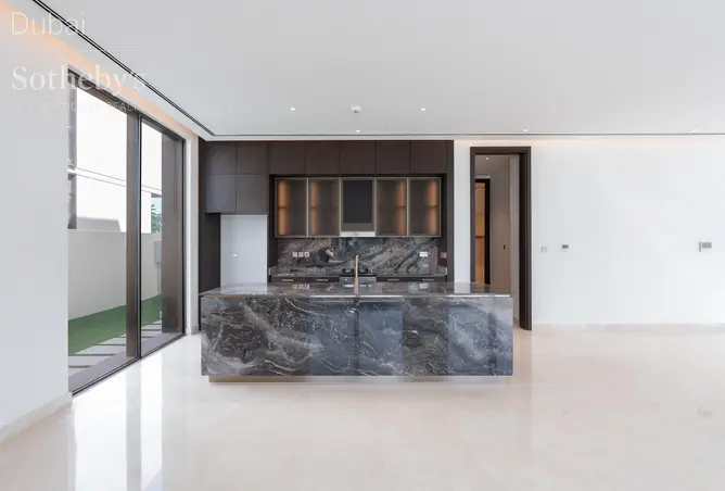 163243992 - Property Image 2