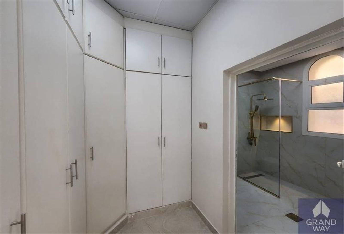 Luxury 5BRVilla I Family Friendly I Al Mizhar 3 photo 7