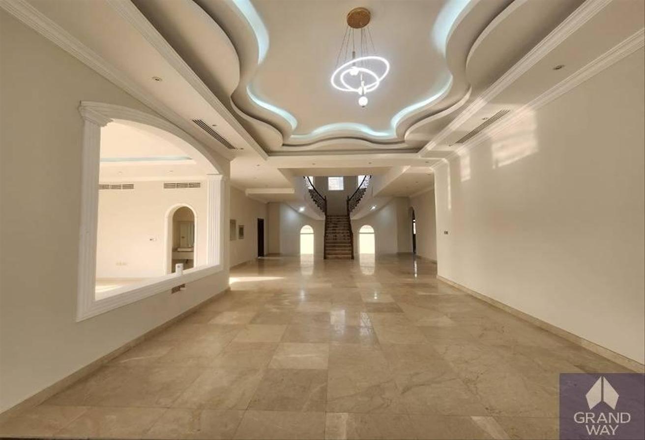 Luxury 5BRVilla I Family Friendly I Al Mizhar 3 photo 14