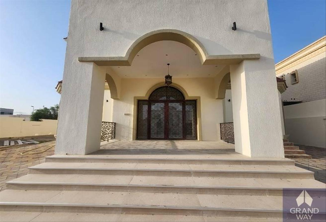 Luxury 5BRVilla I Family Friendly I Al Mizhar 3 photo 17