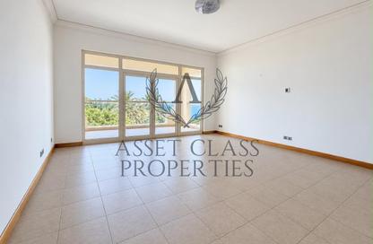 Apartment - 2 - 2 for rent in Al Sultana - Shoreline Apartments - Palm Jumeirah - Dubai