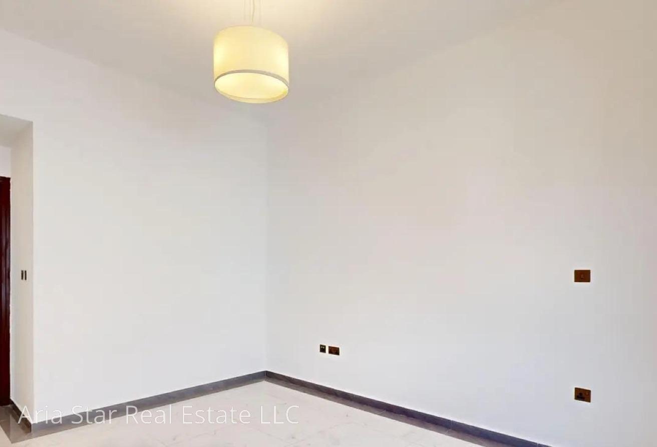 Private Garden+Pool | 4BR+Maid+Store | Vacant photo 16