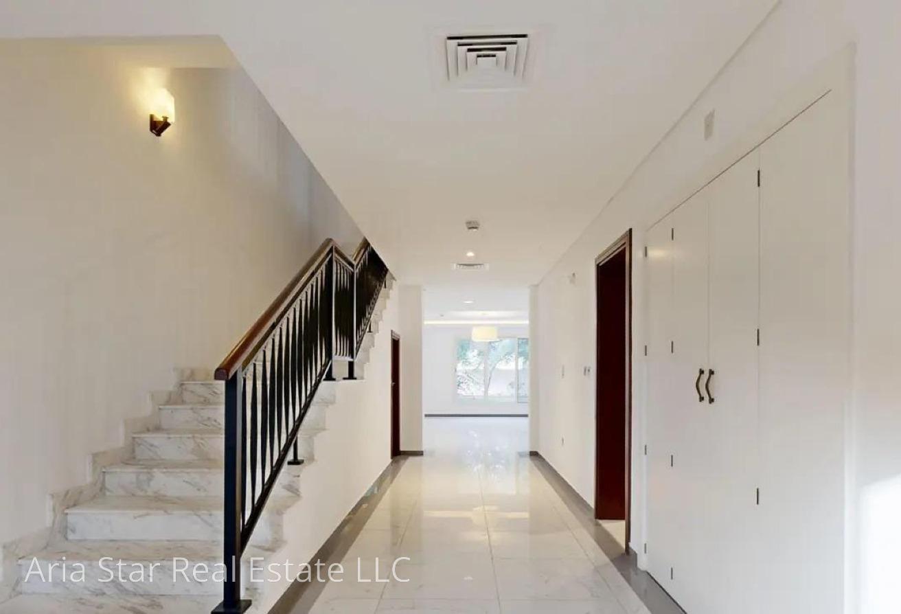 Private Garden+Pool | 4BR+Maid+Store | Vacant photo 6