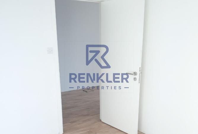 126555354 - Property Image 3