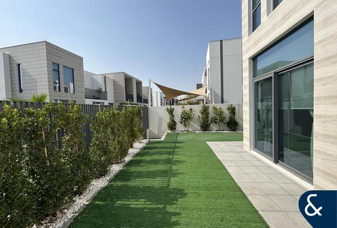 70287876 - صورة العقار 2