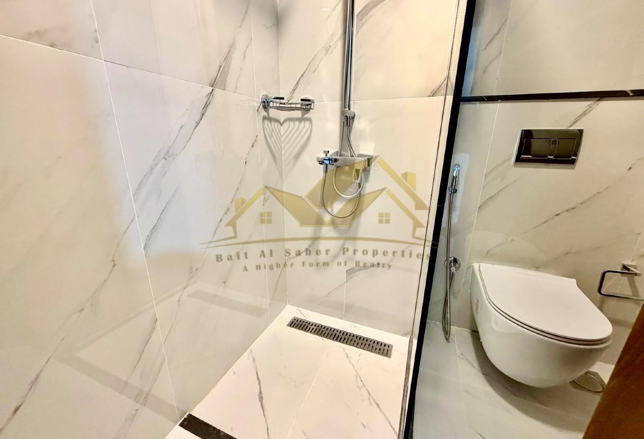 Studio Apartment with Landmark View in Al Satwa photo 4